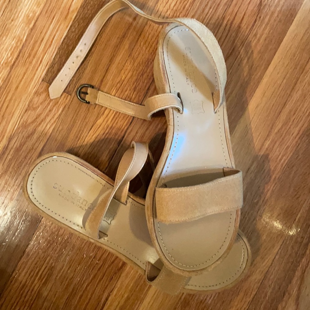 Camel suede platforms Sundance anthro 9 so cute!